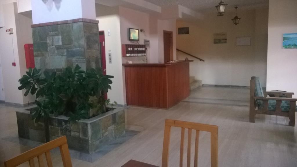 Moustakis Hotel Agia Efimia エクステリア 写真