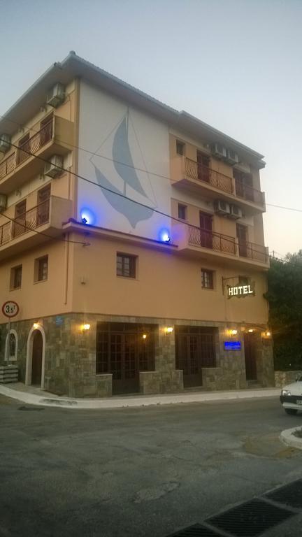 Moustakis Hotel Agia Efimia エクステリア 写真