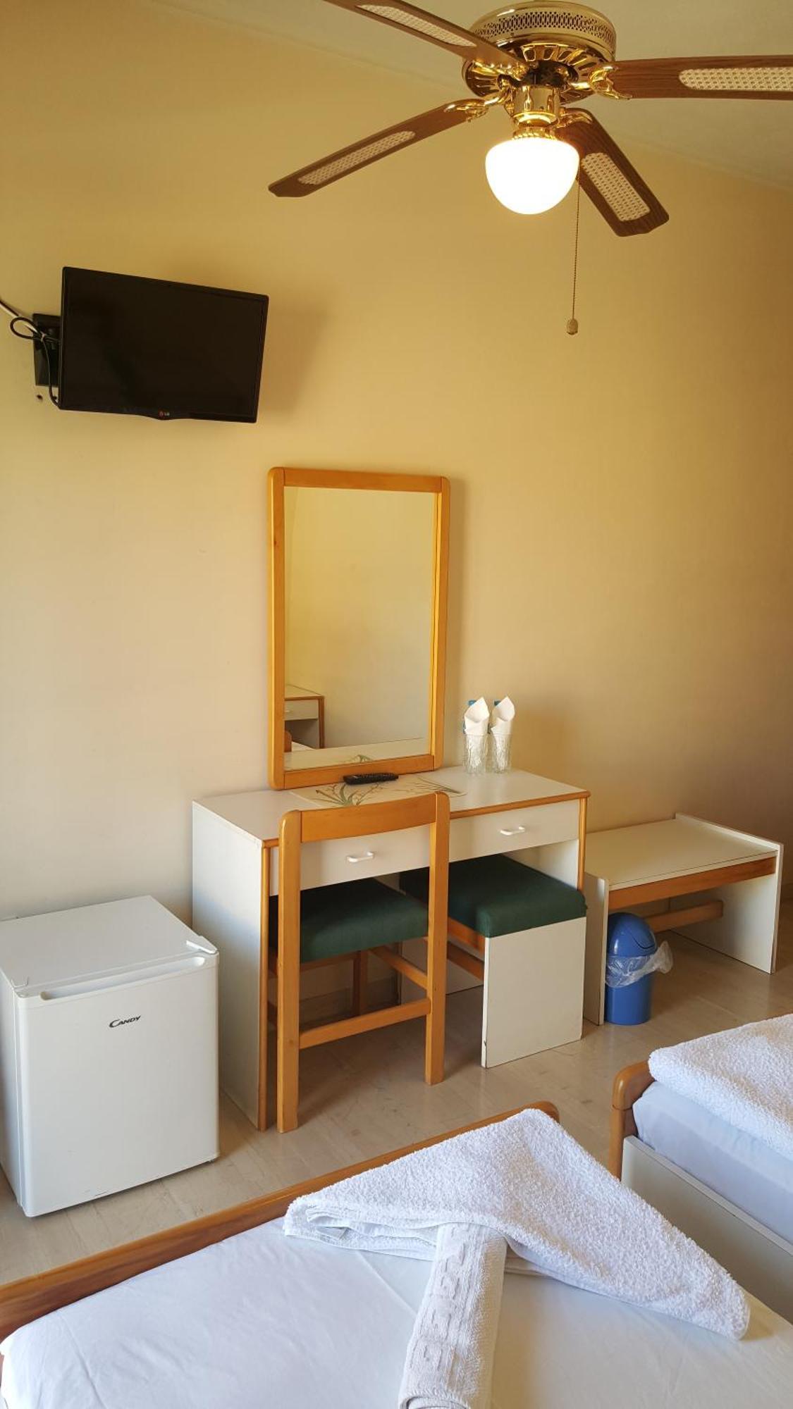 Moustakis Hotel Agia Efimia エクステリア 写真