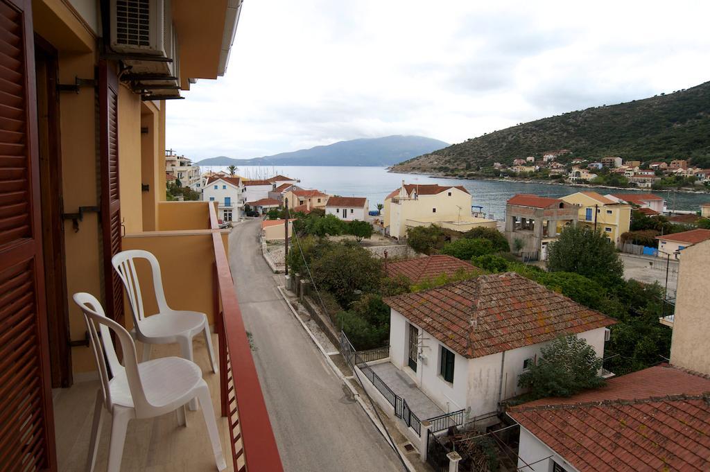Moustakis Hotel Agia Efimia エクステリア 写真